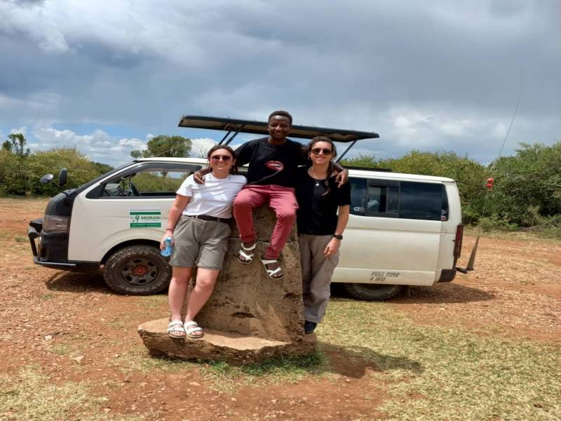 2Nights 3Days Masai Mara Tour Van Private Safari