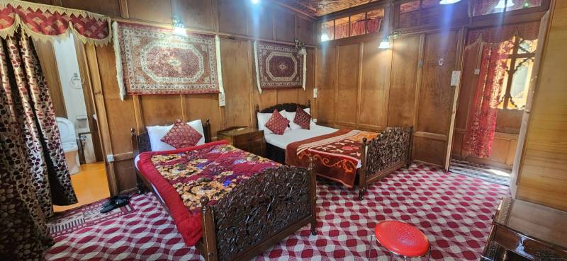 6Night - 7 Days Kashmir Tour Package