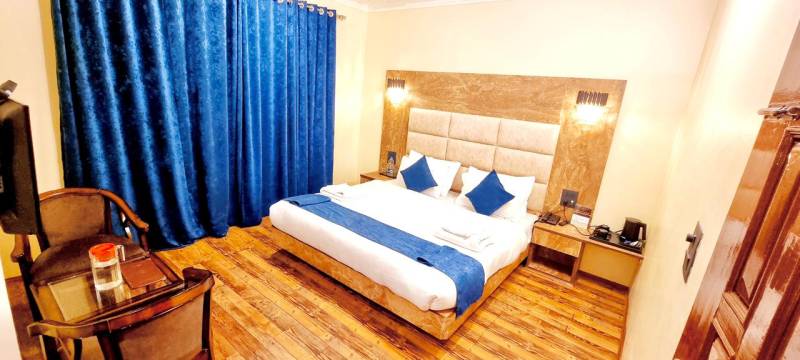 4 Night - 5 Day Kashmir Tour Package