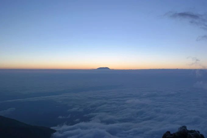 3 Days Mount Meru Trekking Tour Image