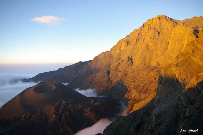 4 Days Trekking Mount Meru Tour Image