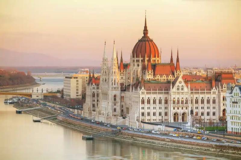 Vienna And Budapest 3 Night - 4 Days Tour Image