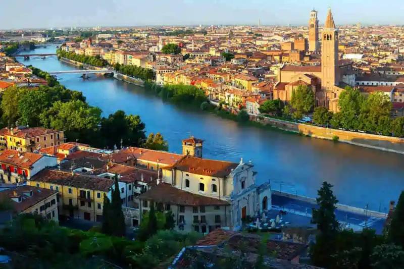 Discover Italy 8 Nights - 9 Days Tour