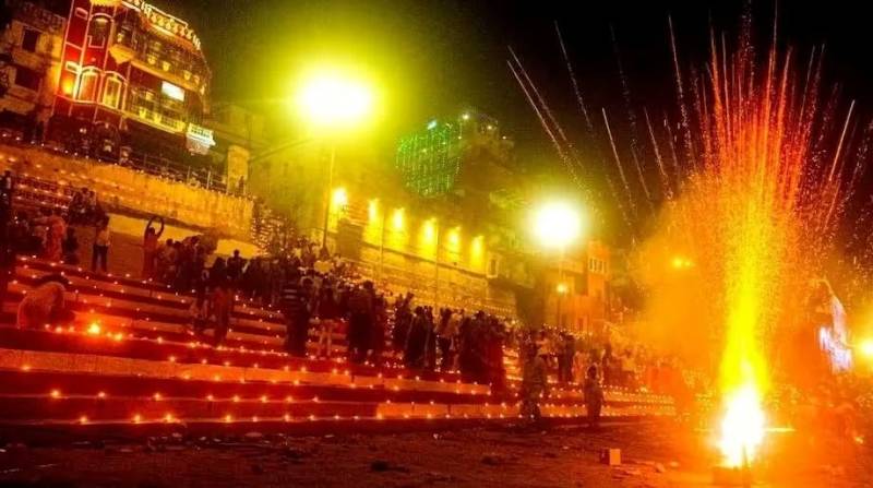 Dev Diwali Celebration In Varanasi Tour