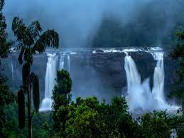 Theni – Pollachi Region – Athirappilly – Guruvayur (3 Nights / 4 Days)The 2+2 45-Seater Luxury