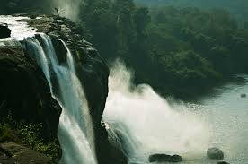 Theni – Pollachi Region – Athirappilly – Guruvayur (3 Nights / 4 Days)The 2+2 45-Seater Luxury