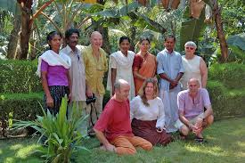 Theni To South Kerala Jewels (5 Nights / 6 Days)Vehicle: Luxury 2×2 AC Coach (Approx. 40 Seater)