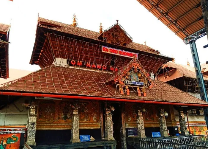 Theni – Valparai (Aliyar) – Athirappilly – Guruvayur (3 Nights / 4 Days) 40-Seater Luxury AC B