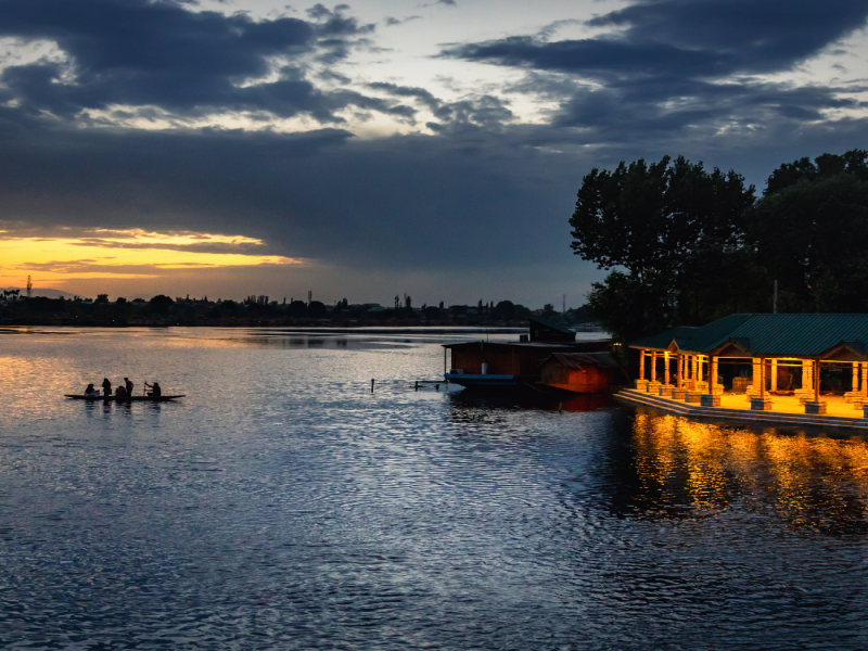 Romantic Kashmir Escape 6 Days - 5 Nights Tour Image