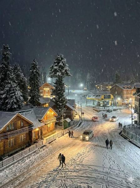 Romantic Kashmir Escape 6 Days - 5 Nights Tour