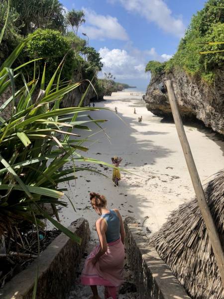 From Turquoise Shores To Endless Savannas - A Twelve-Day Luxury Escape Tour