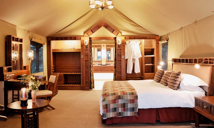 Team Building In Tafaria Castle - Country Lodge Tour