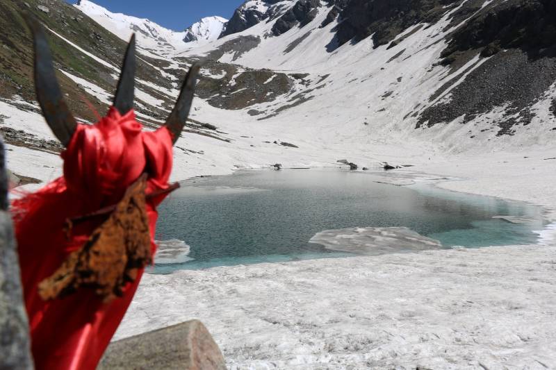 Chandranahan Lakes Trek 5 Days Tour