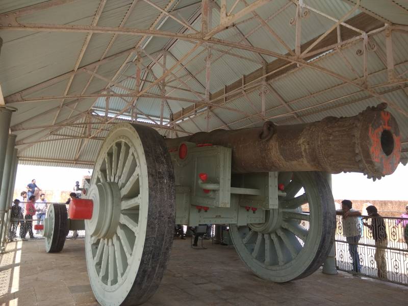 Golden Triangle with Varanasi Tour