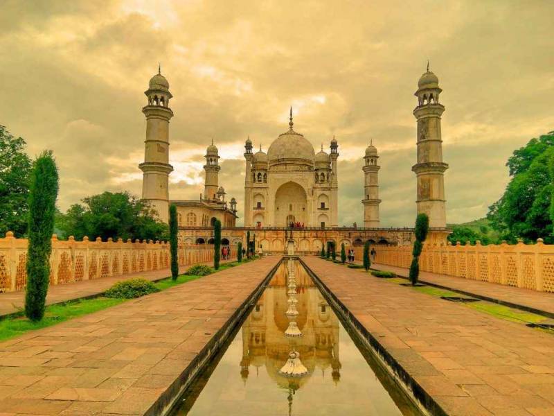 2 Nights 3 Days Pune Aurangabad Weekend Tour