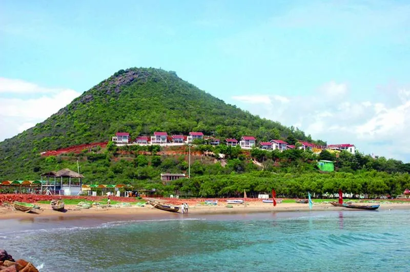 Vizag-Araku-Borra Caves Tour