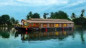 Cochin - Guruvayur - Kaladi - Munnar – Thekkady - Alleppey Houseboat - Cochin 06 Days / 05 Nights