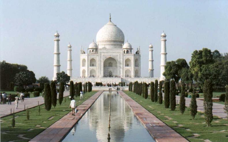 Delhi - Agra Tour.