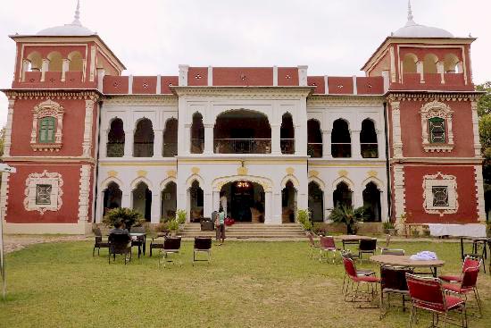 Heritage Tail Package