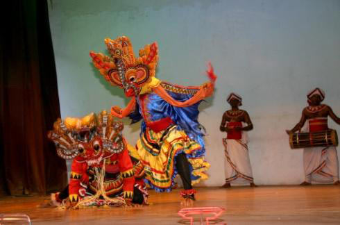 Kandy - Colombo Tour