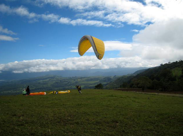 Paragliding Tour