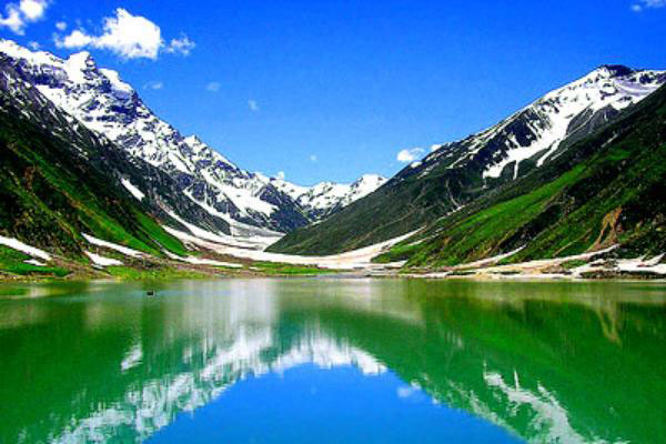 Sweet Escapade To Kashmir