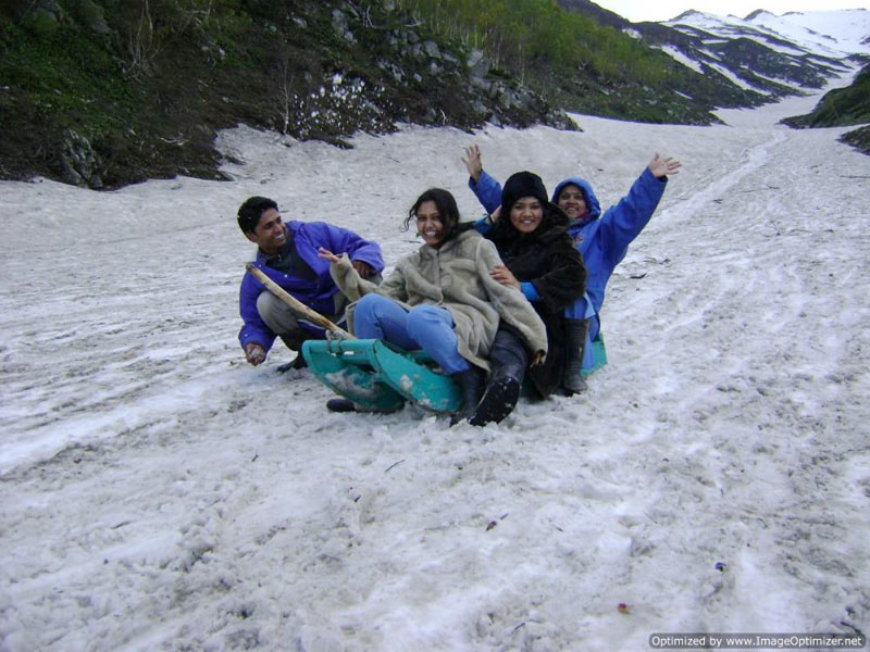 Kashmir - Mata Vaishnodevi & Amritsar Tour 8D/ 7N