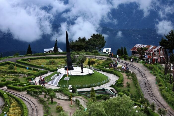 Honeymoon Tour Package of Darjeeling