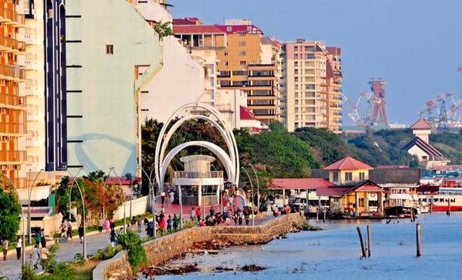 Shades of Kerala Tour