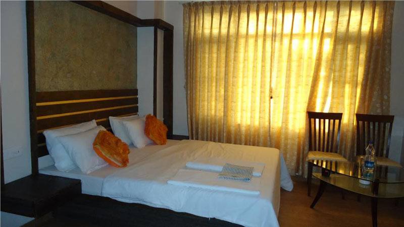 Kashmir LTC Package With Hotel Grand Kashmir