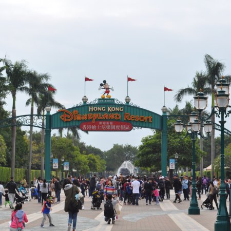 Macau With Hong Kong & Disneyland Tour