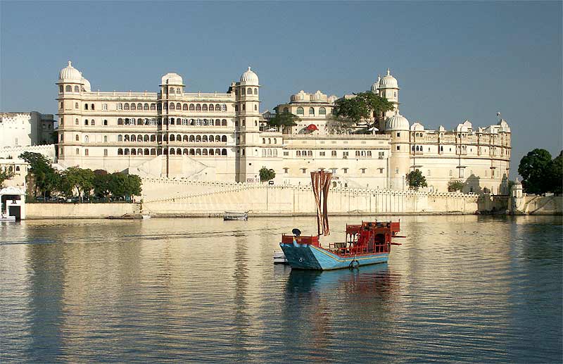 Rajasthan Tour with Golden Triangle Package