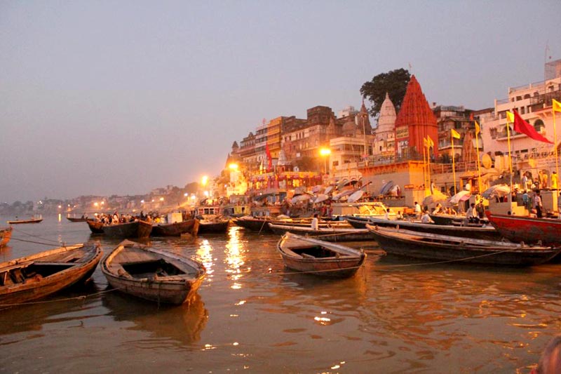 Varanasi - Gaya - Allahabad - Chitrakoot - Ayodhya - Naimisarnya - Lucknow Tour