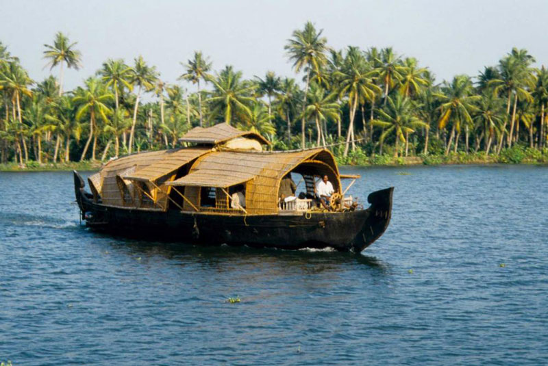 Kerala Backwater Package (7 Nights /8 Days) 
