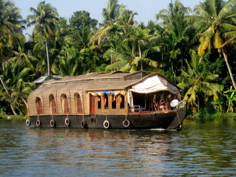 Kerala Honeymoon Package, 4 Nights 5 Days