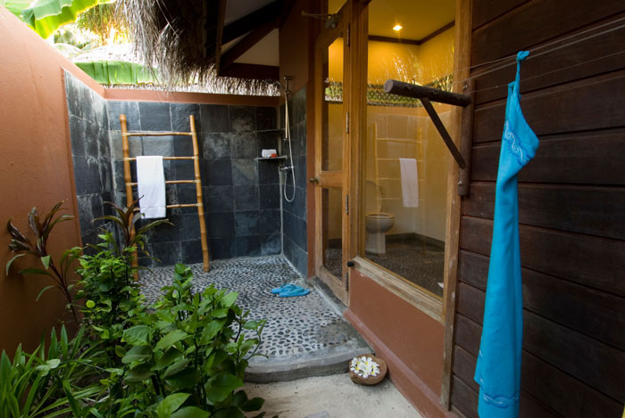 Maldives Relax Holidays - Kuramathi Honey Moon Tour