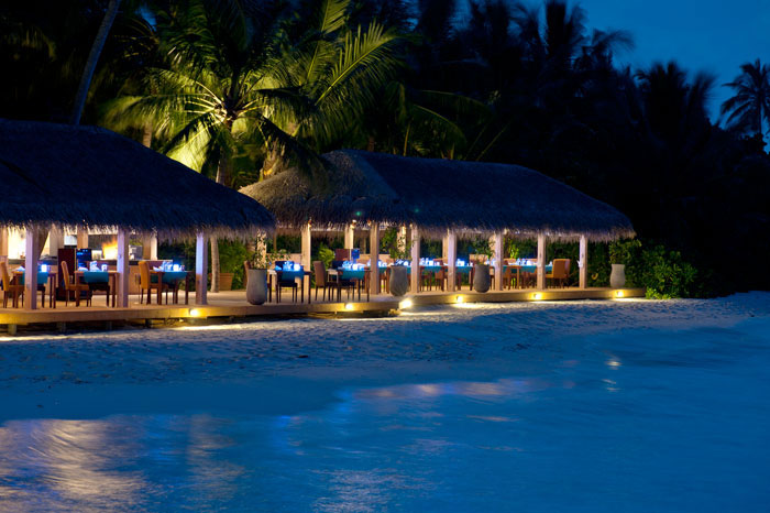 Maldives Relax Holidays - Kuramathi Honey Moon Tour