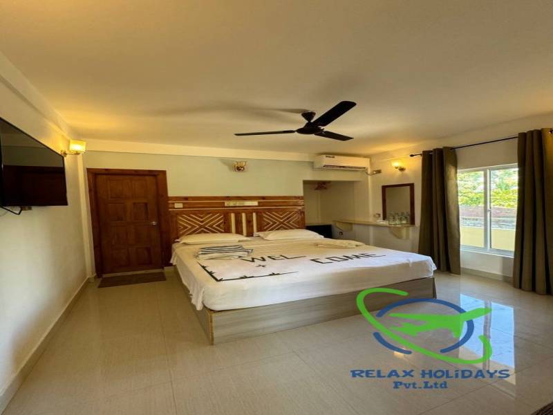 4 Nights 5 Days Villa Park Maldives Package Image