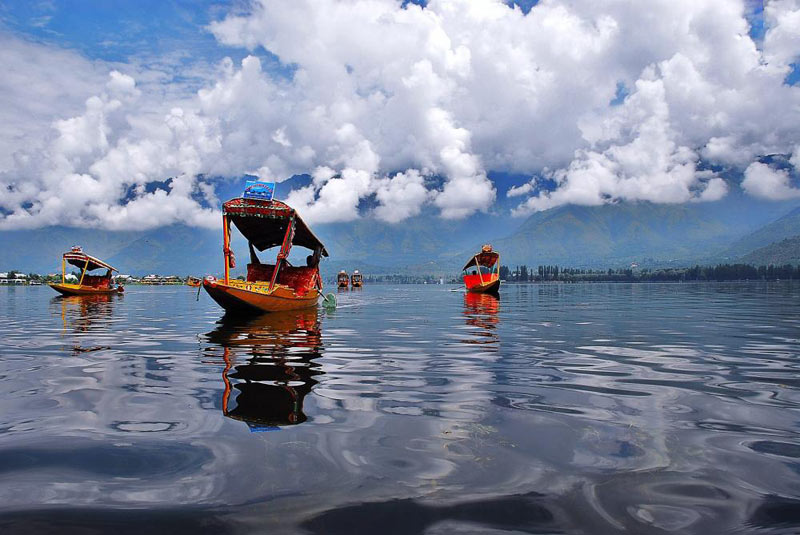 Kashmir With Vaishno devi Tour