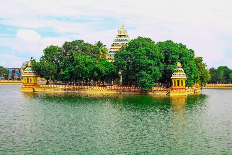 6 Days Madurai - Rameshwaram - Kanyakumari - Trivandrum Tour