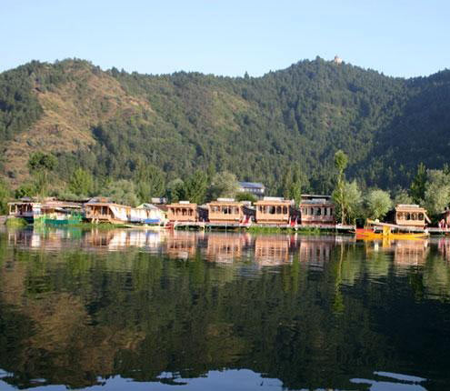 Kashmir Houseboat Tour