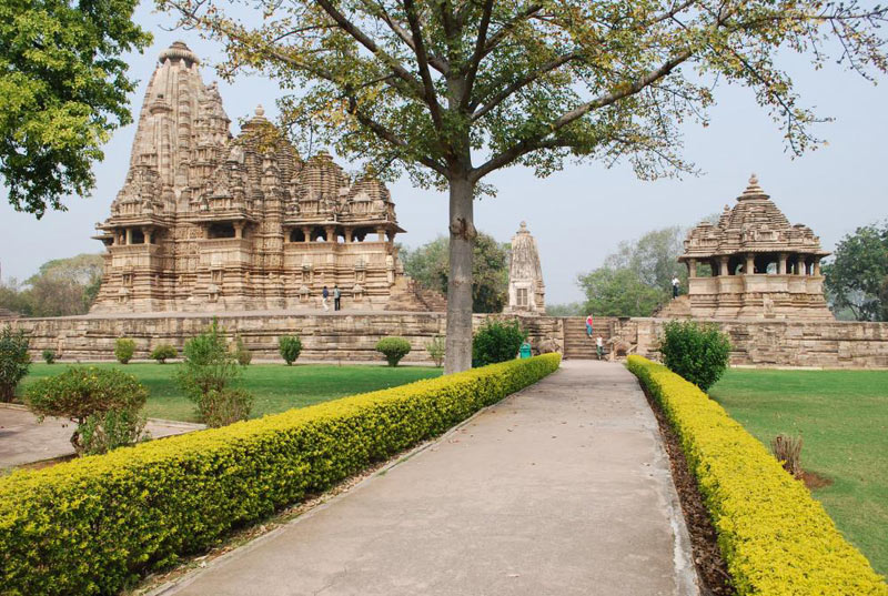 India Tour With Khjauraho