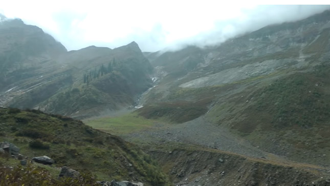 Hotel in Bardrinath Tour