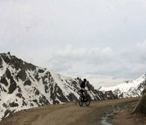 Khardungla Pass - Leh Tour