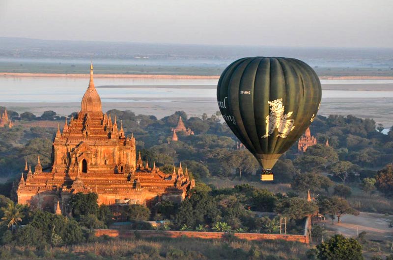 Balloon Over Bagan Tour