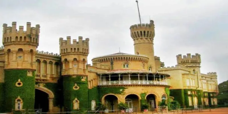 Pune - Bangalore - Ooty - Kodakanal - Kurg Honeymoon Holiday Tour