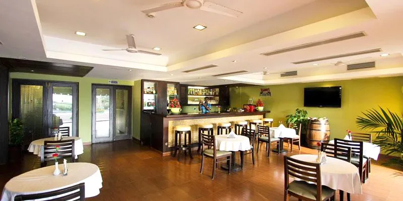 Deluxe winter Package - Baywatch Resort