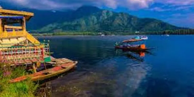 Beauty Kashmir Tour