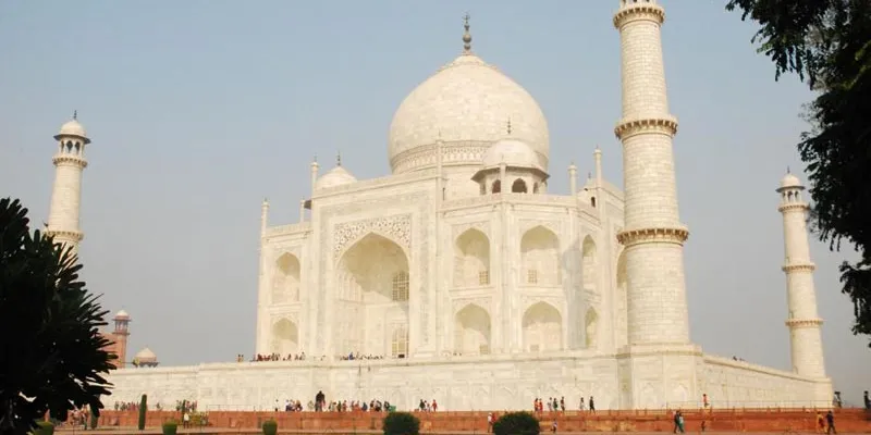 Classic Taj Mahal Tour