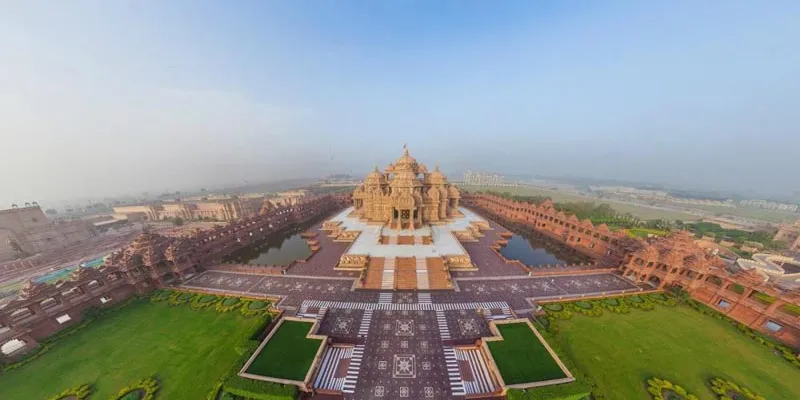 Short Trip To Delhi & Agra Package